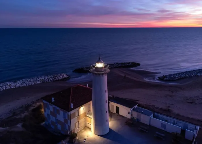 Charming Renovated Flat *