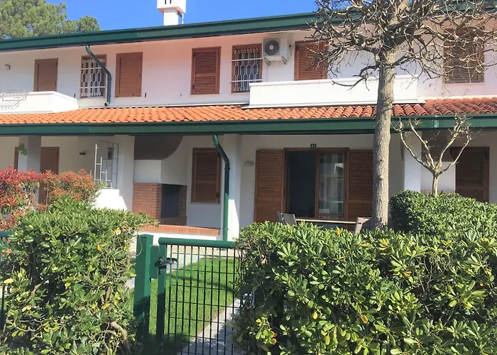 Charming Renovated Flat Vila