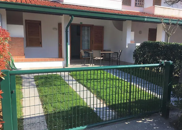 Charming Renovated Flat Bibione